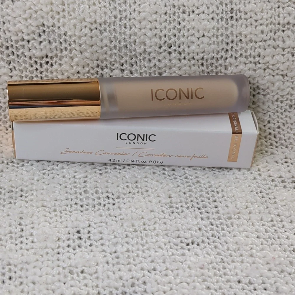 ICONIC London Seamless Concealer in Beige, 4.2ml/0.14fl oz